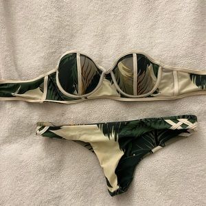 Stone Cold Fox + Beach Riot suit (size small)